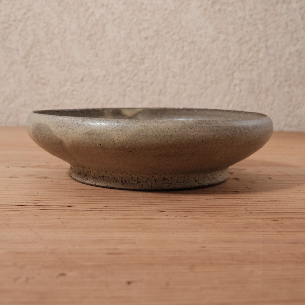 [ てしま島苑 ] 丸平皿 とびかんな 竹釉