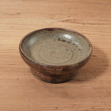 てしま島苑 ] 高台皿（小） ひまわり釉 – 菜じみ-najimi- 日本の陶器や