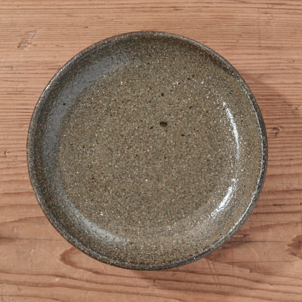 [ てしま島苑 ] 高高台皿（中） 香川本鷹唐辛子釉