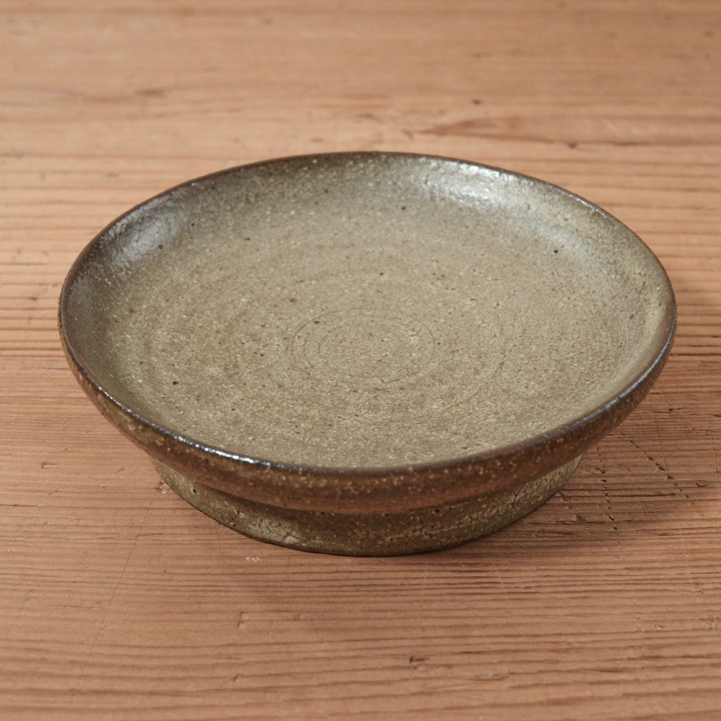 [ てしま島苑 ] 高高台皿（中） 竹釉