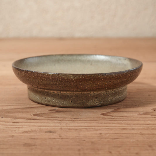 [ てしま島苑 ] 高高台皿（中） 竹釉