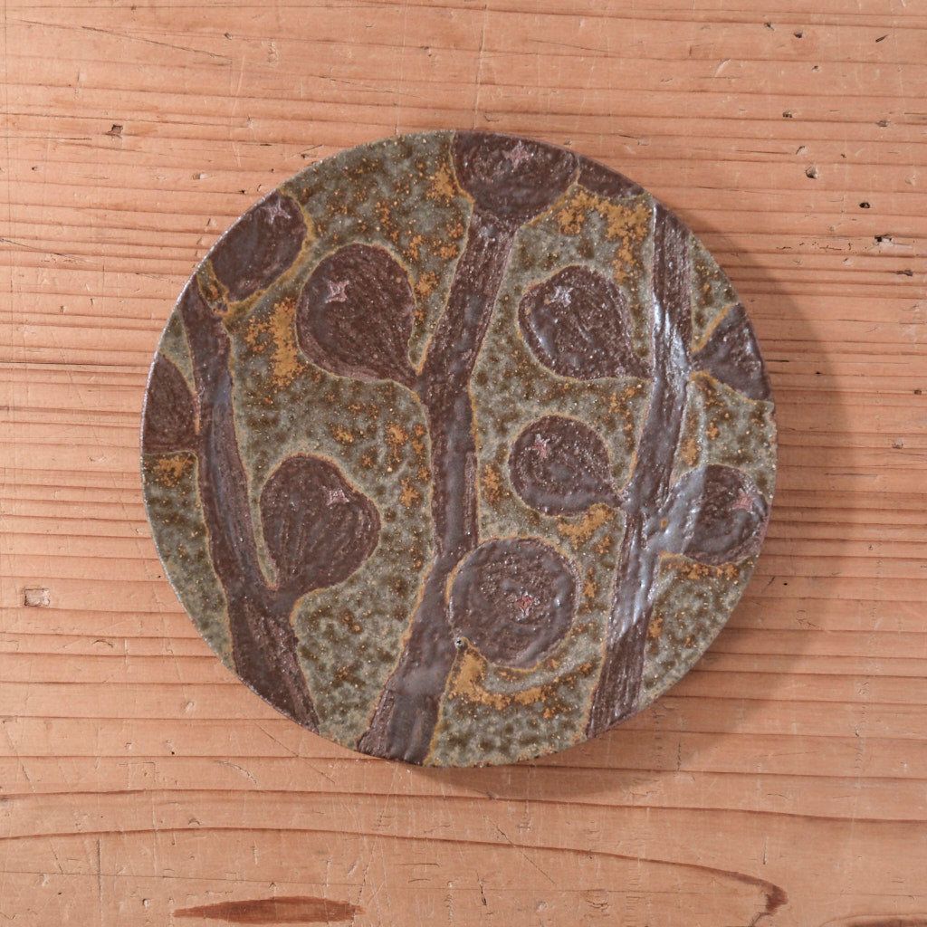 [ てしま島苑 ] 絵皿「いちじく」 中  空豆釉