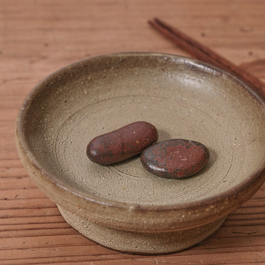 [ てしま島苑 ] 箸置き 背高泡立草釉