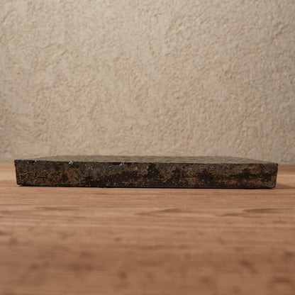 [ てしま島苑 ] 原土プレート四角‐中 空豆釉