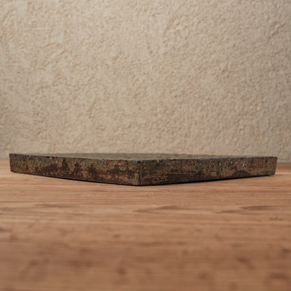 [ てしま島苑 ] 原土プレート四角‐中 空豆釉