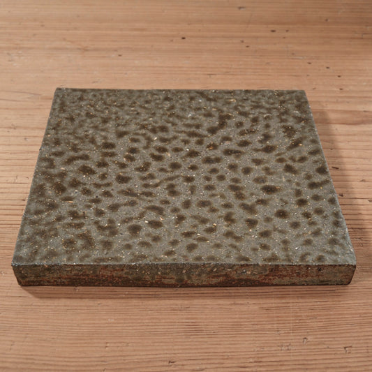 [ てしま島苑 ] 原土プレート四角‐中 空豆釉