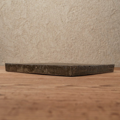 [ てしま島苑 ] 原土プレート四角‐中 本鷹唐辛子釉