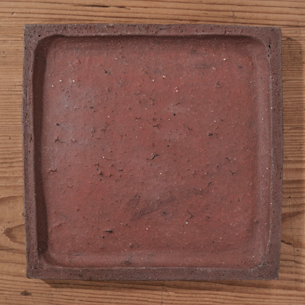 [ てしま島苑 ] 原土プレート四角‐中 本鷹唐辛子釉