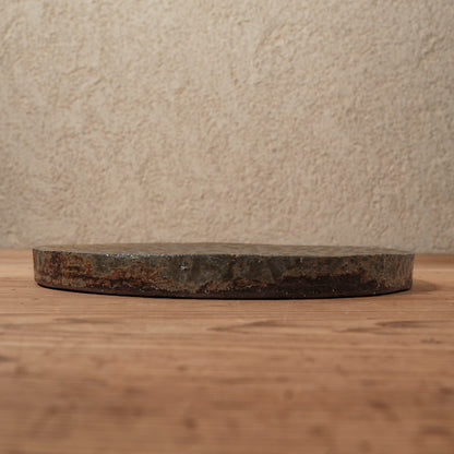 [ てしま島苑 ] 原土プレート丸-中 空豆釉