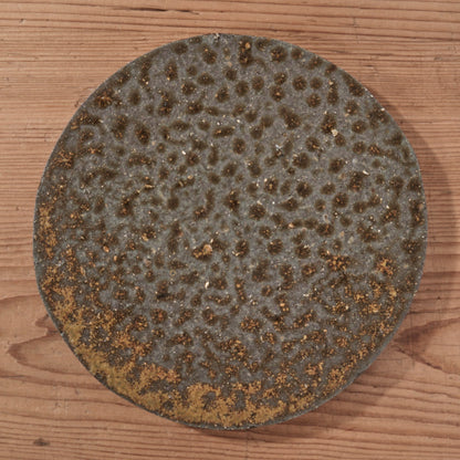 [ てしま島苑 ] 原土プレート丸-中 空豆釉