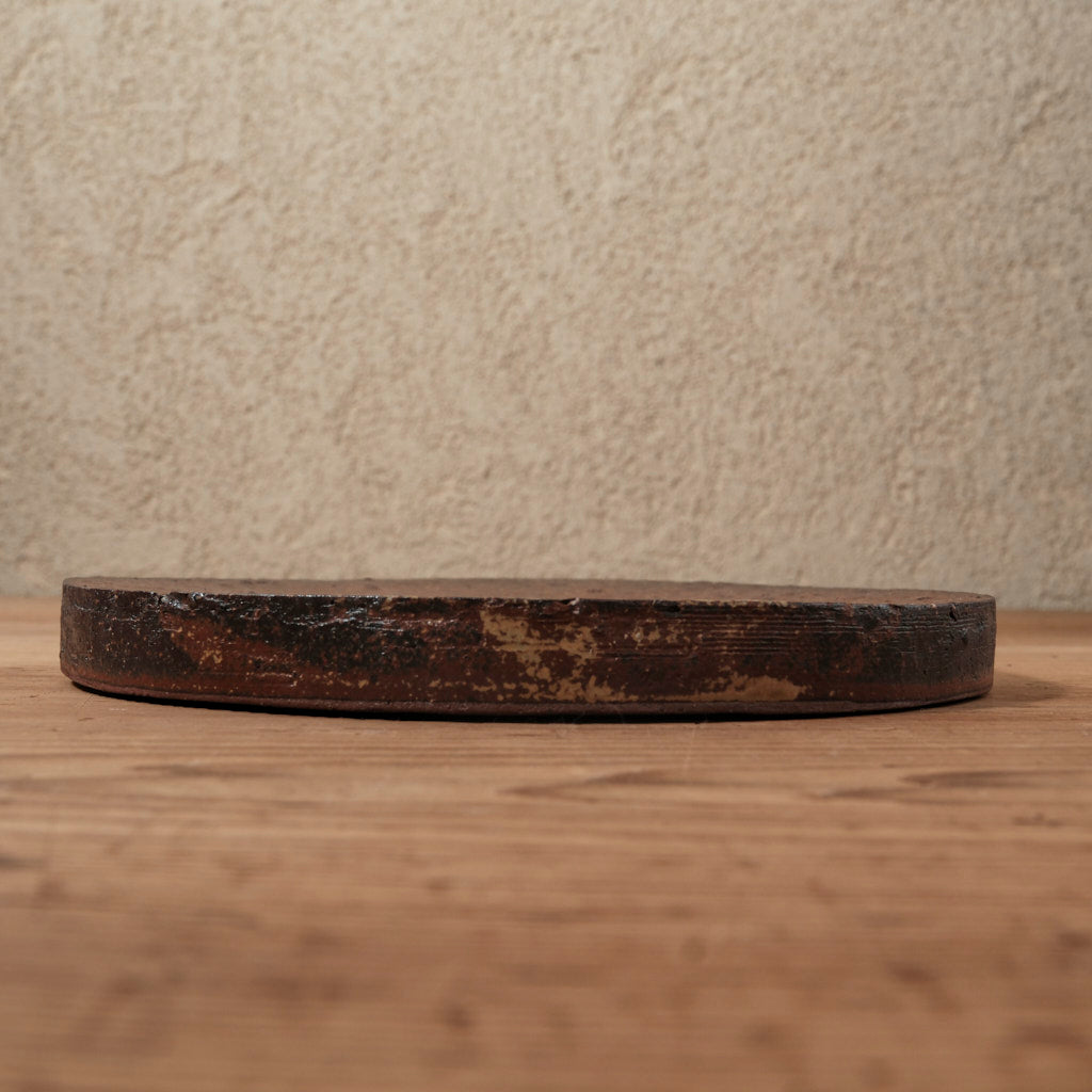 [ てしま島苑 ] 原土プレート丸-中 背高泡立草釉