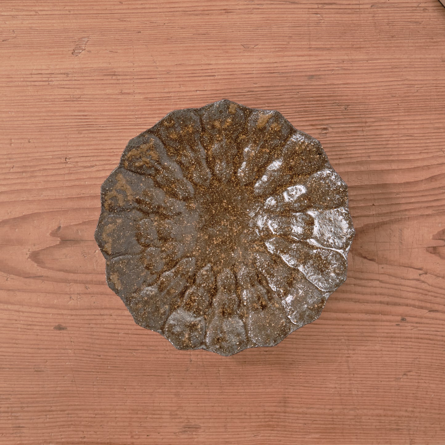 [ てしま島苑 ] 型打皿-小 空豆釉-1