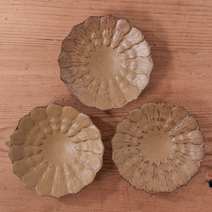 [ てしま島苑 ] 型打皿-小 空豆釉-2