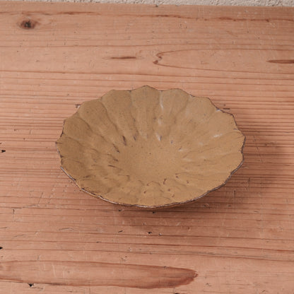 [ てしま島苑 ] 型打皿-小 空豆釉-2