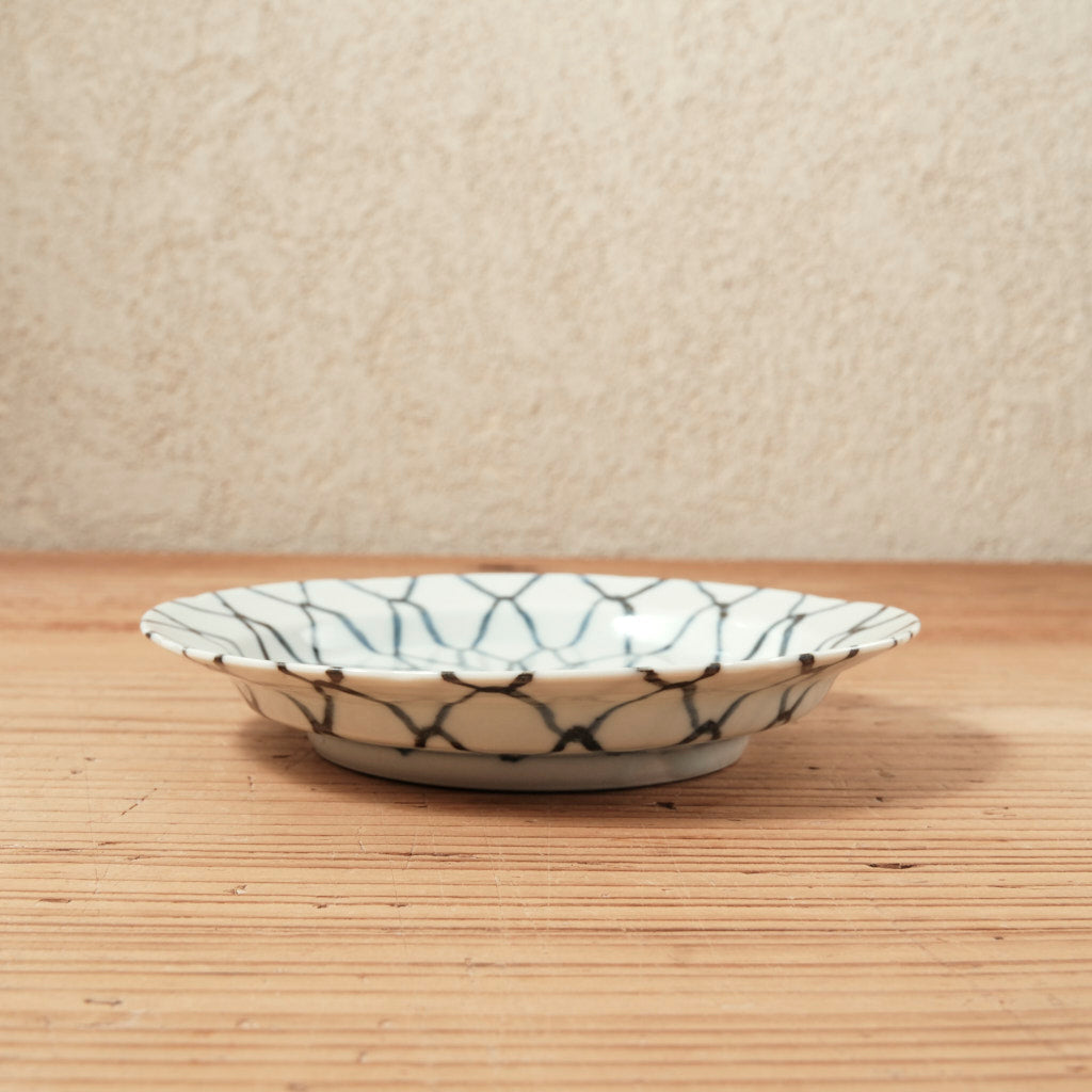 [ 柳川 謙治 ] 染付 網目手 五寸皿