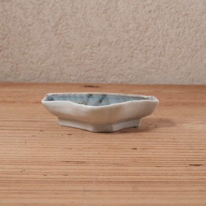 [ 柳川 謙治 ] 染付 富士山形 豆皿