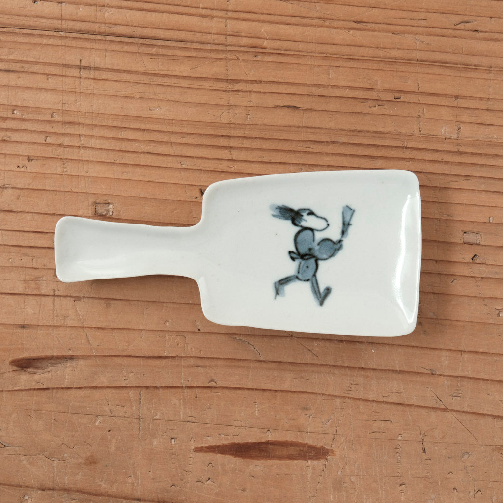 [ 柳川 謙治 ] 染付 羽子板形唐子 豆皿-01