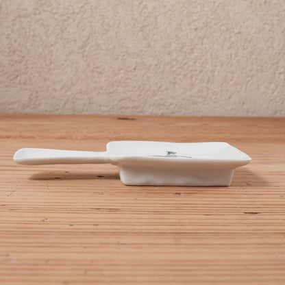 [ 柳川 謙治 ] 染付 羽子板形唐子 豆皿-02