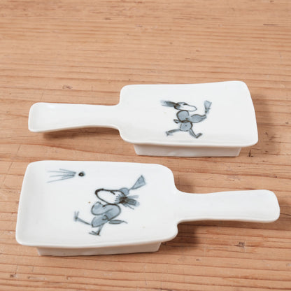 [ 柳川 謙治 ] 染付 羽子板形唐子 豆皿-02