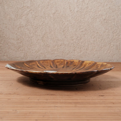 [ 柳川 謙治 ] 染付 輪花飴釉波千鳥 六寸五分皿