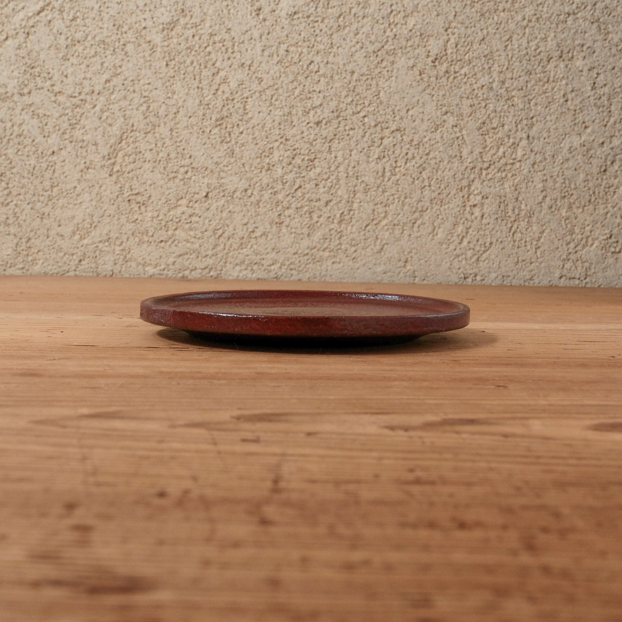 [ 出口 結莉 ] 陶胎漆器 プレート皿-朱