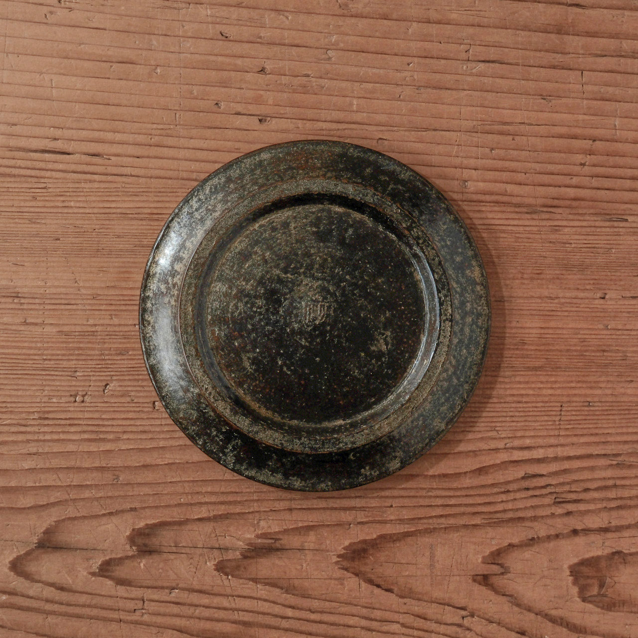[ 出口 結莉 ] 陶胎漆器 プレート皿-黒
