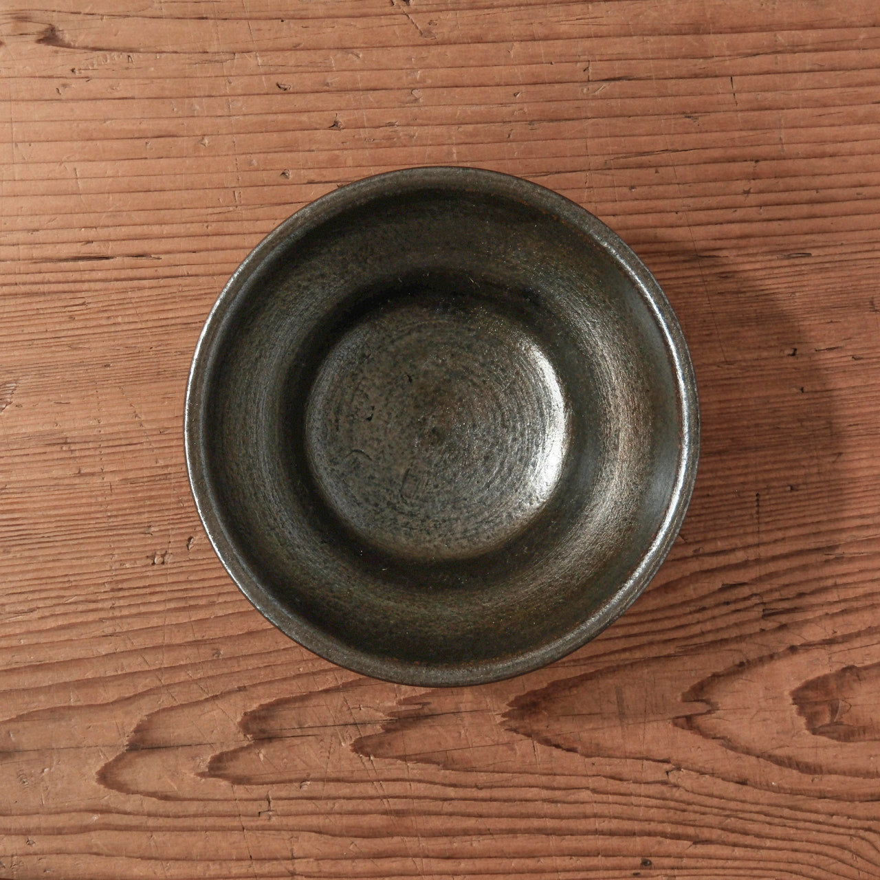[ 出口 結莉 ] 陶胎漆器 鎬鉢-黒