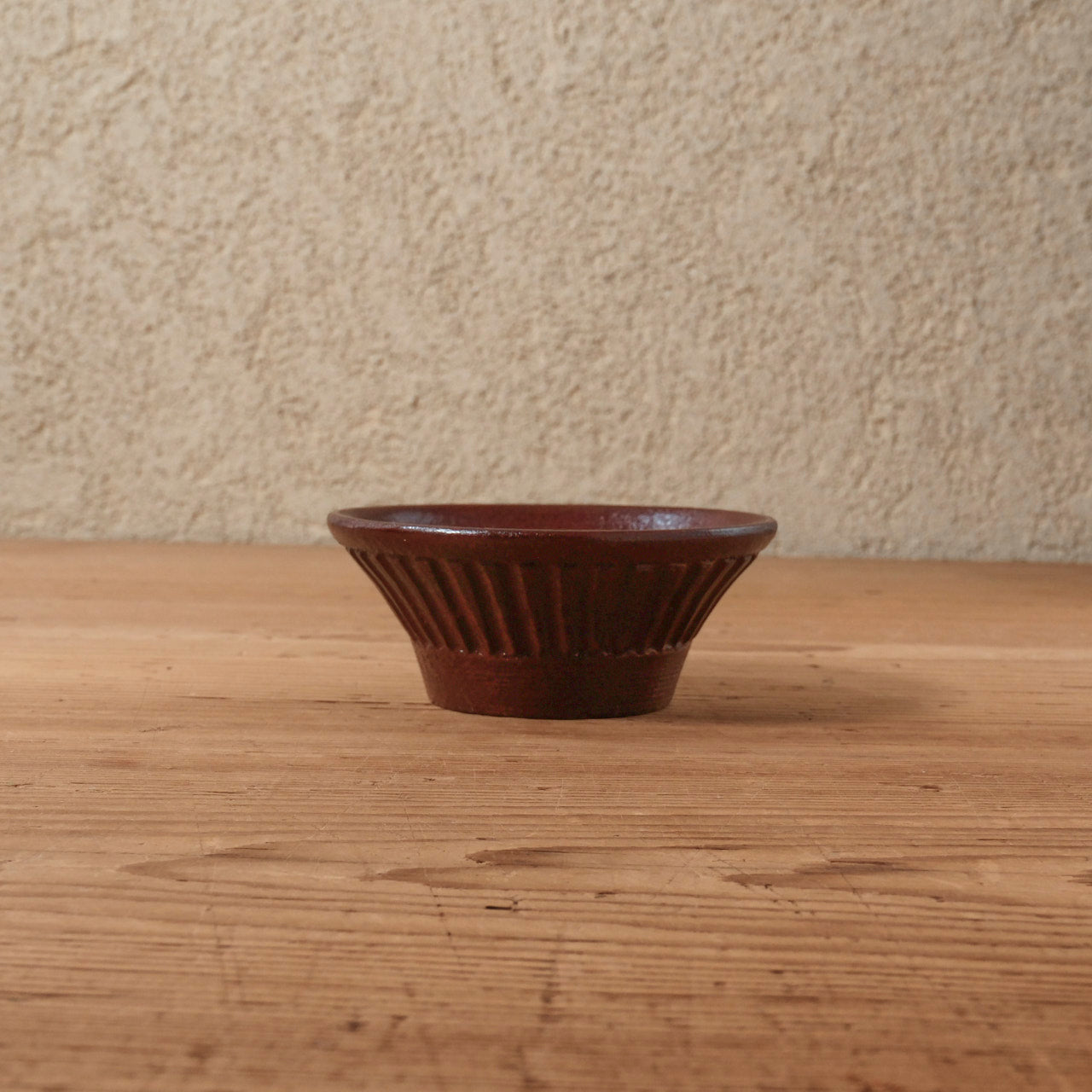 [ 出口 結莉 ] 陶胎漆器 鎬小鉢-朱