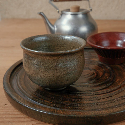 [ 出口 結莉 ] 陶胎漆器 湯呑(中)-いぶし銀