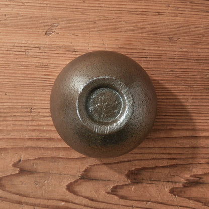 [ 出口 結莉 ] 陶胎漆器 湯呑(中)-いぶし銀04