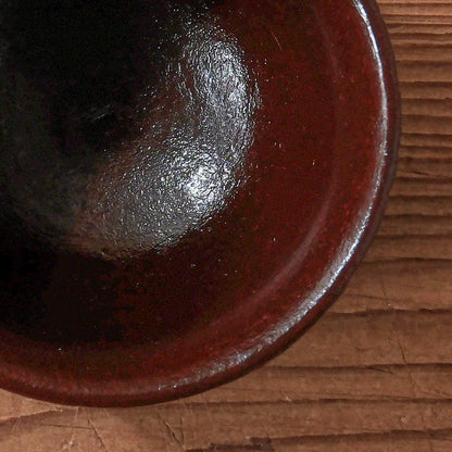 [ 出口 結莉 ] 陶胎漆器 ぐい呑み-朱