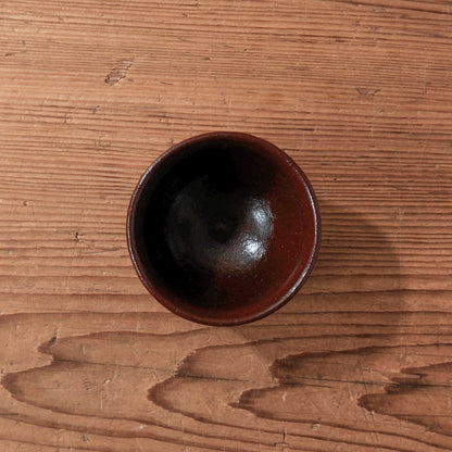 [ 出口 結莉 ] 陶胎漆器 ぐい呑み-朱03