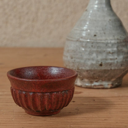 [ 出口 結莉 ] 陶胎漆器 ぐい呑み-朱05