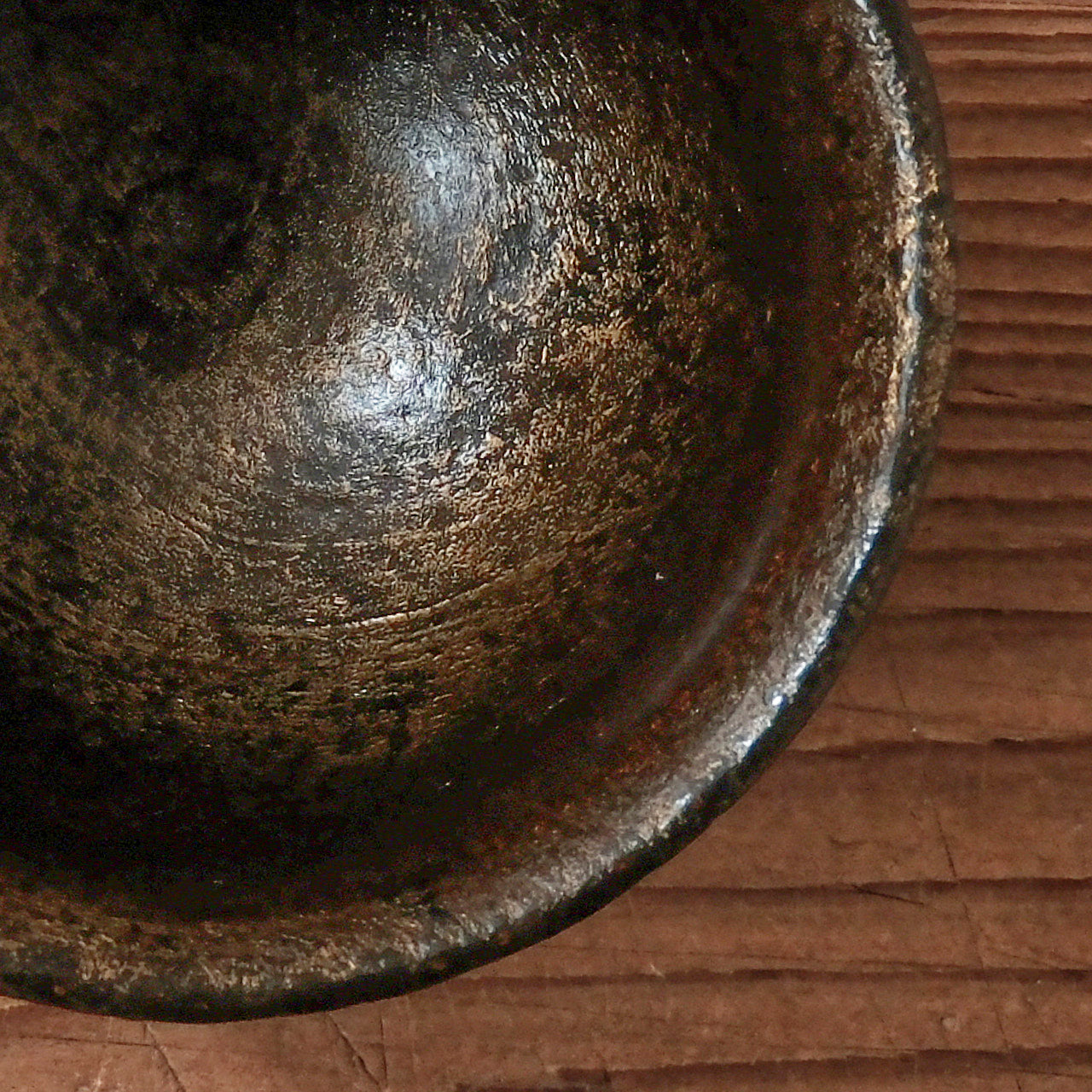 [ 出口 結莉 ] 陶胎漆器 ぐい呑み-黒02